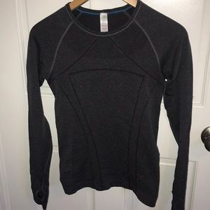 Dark grey ivivva long sleeve shirt